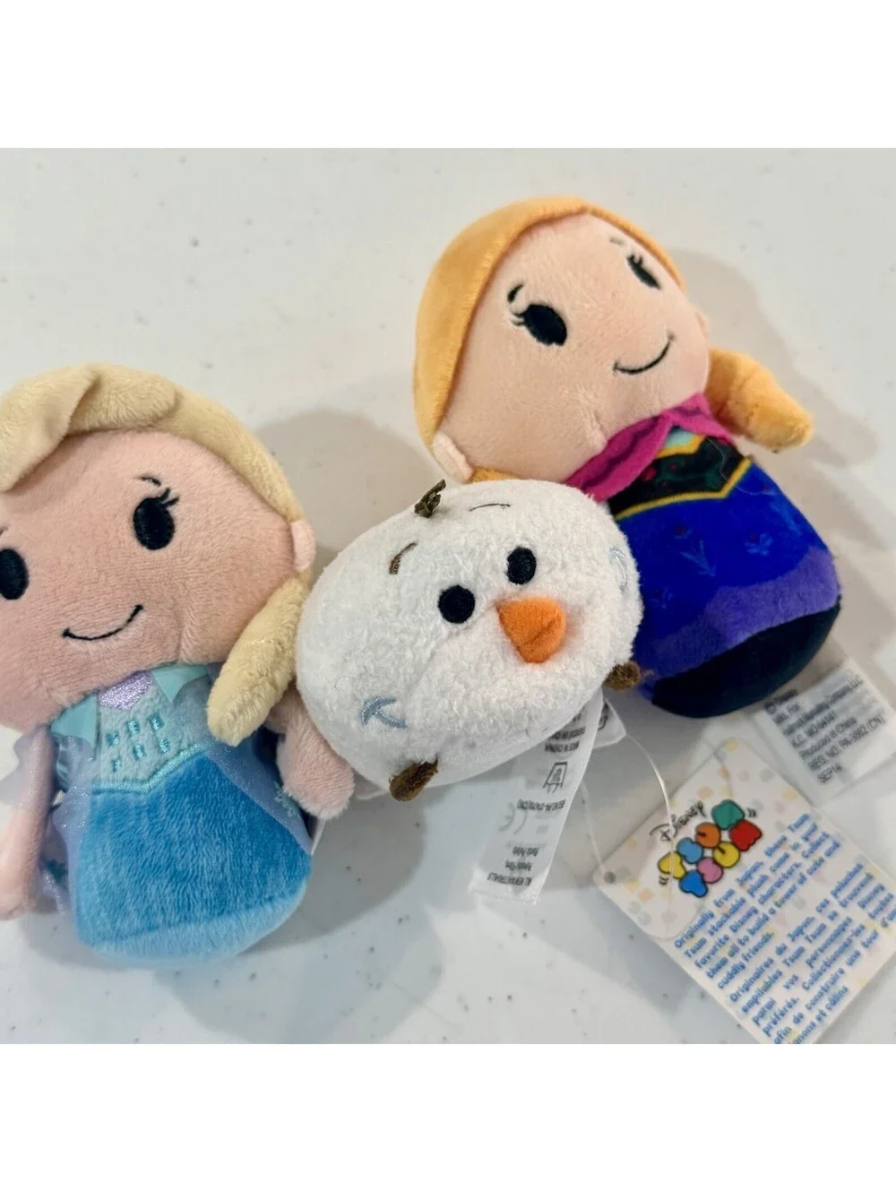 Hallmark Itty Bittys Lot Of 2 - Disney FROZEN Elsa & Anna + Olaf Tsum Tsum  ❄️